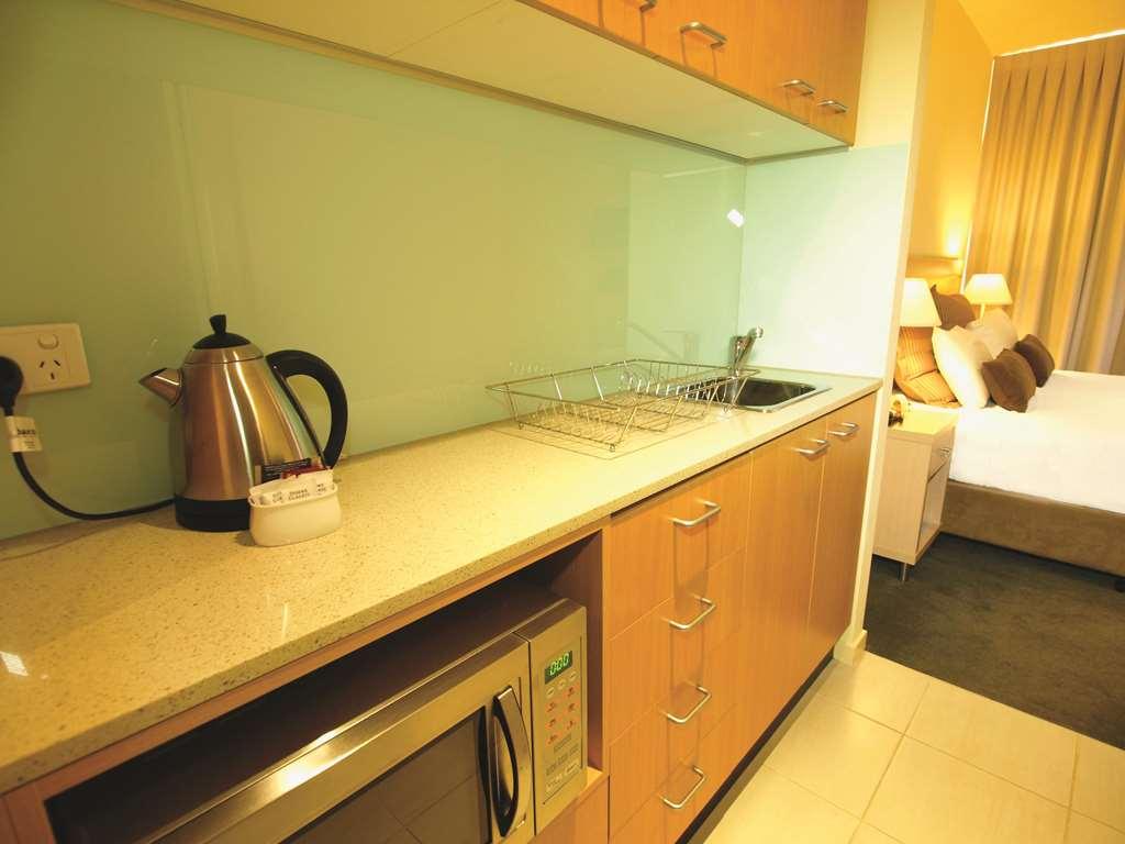 Oaks Melbourne On Lonsdale Suites Номер фото