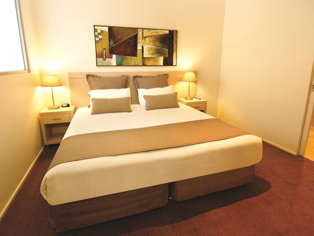 Oaks Melbourne On Lonsdale Suites Номер фото